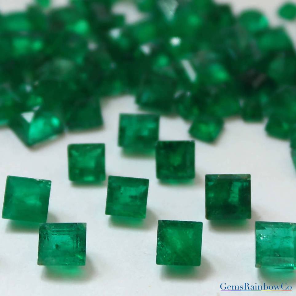 _Emerald __mm_AAA_8 Natural Emerald Square