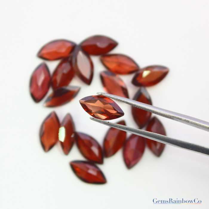 Garnet_Fac_Marquise_6x12mm_A_3 Garnet Marquise
